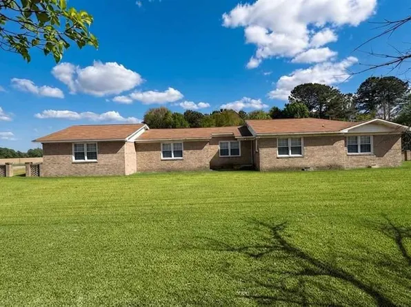 577 Mineral Springs Rd, Darlington, SC 29532