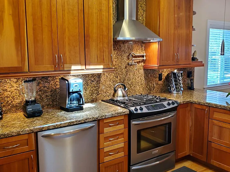 1530 Jasmine St — Photo 11