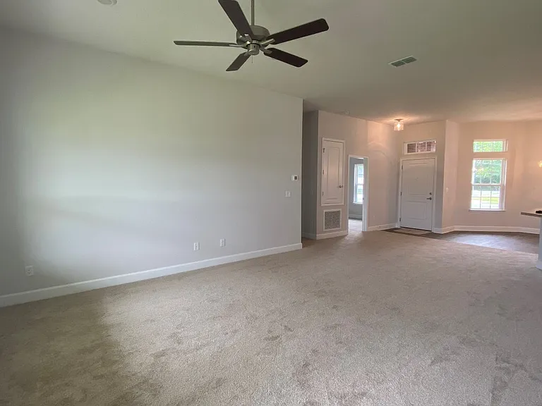 7294 Gateway Ct — Photo 14