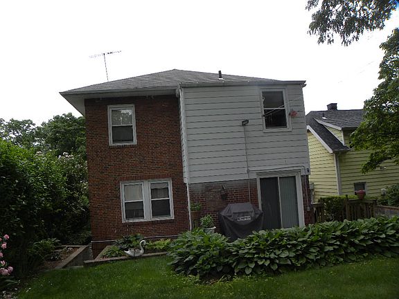 5th image of 71 Virginia Pl