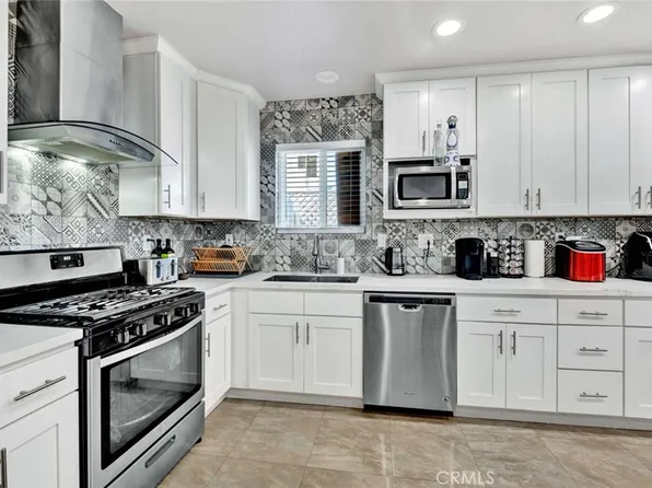 1000 N Roanne Pl, Anaheim, CA 92801