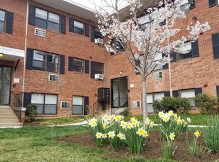 1215 N Quinn Street, Arlington, VA 22209