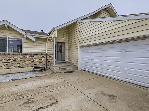 3rd image of 5601 W 72nd Dr