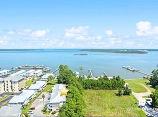 25957 Canal Rd #302, Orange Beach, AL 36561