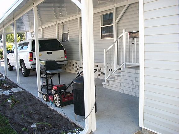 3rd image of 3424 Manitou Dr