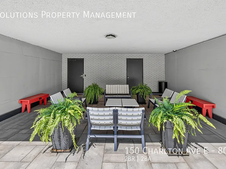 150 Charlton Ave E #804 — Photo 5