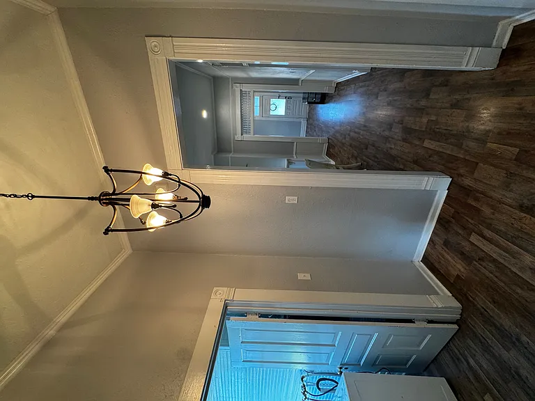 802 Main St — Photo 29