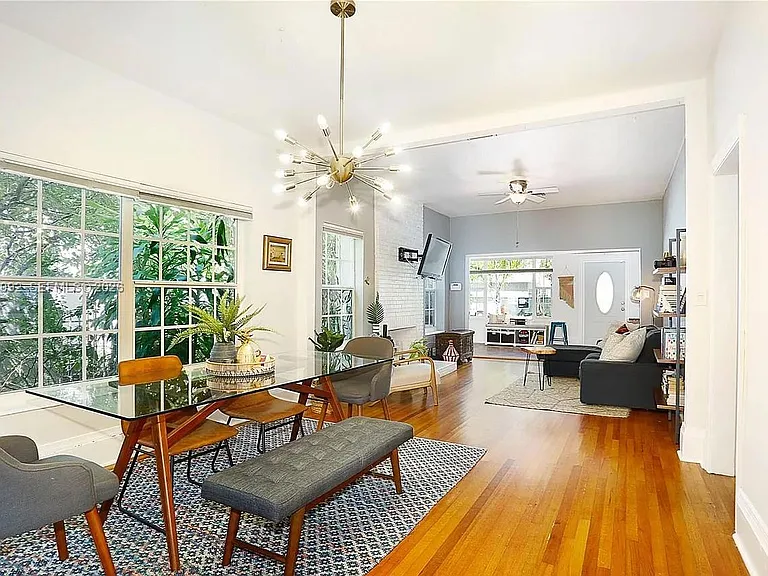 452 SW 26th Rd — Photo 9