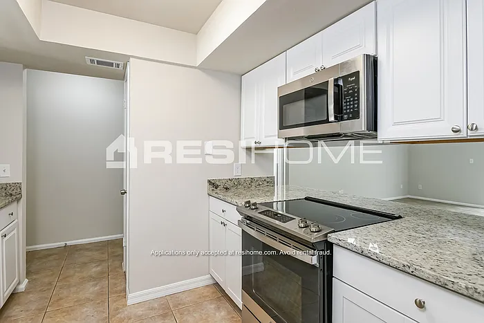 3848 Beachman Dr — Photo 5
