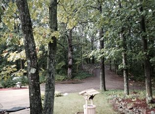 7496 Westlake Rd, Bellevue, MI 49021