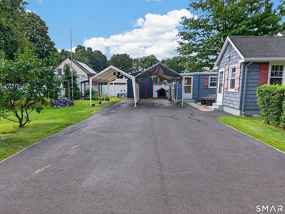 3rd image of 845 Old Turnpike Road
