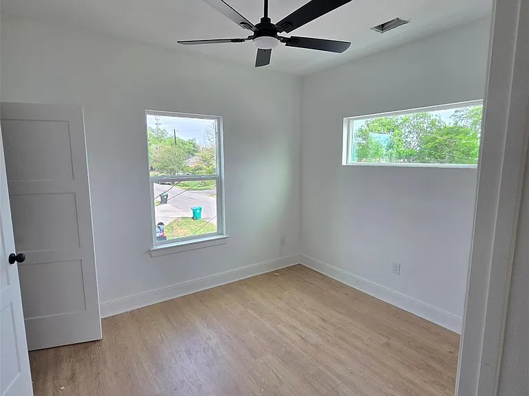 4562 Teton St #B — Photo 9
