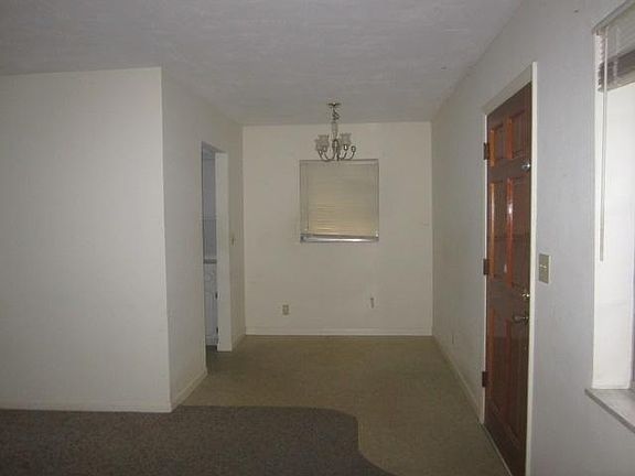 3rd image of 701 N 59th Ave