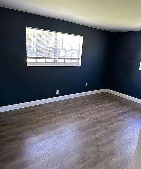 4570 Barrett St — Photo 9