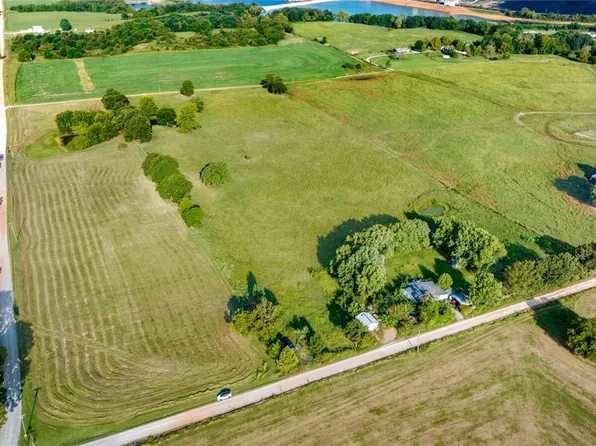 12719 Overdale Rd, Gentry, AR 72734