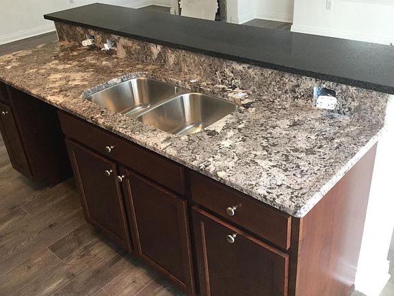 4th image of 322 Kettle Moraine Dr N APT 2