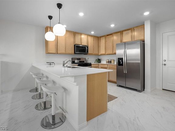 3rd image of 9274 Innot Ave