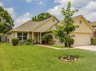 3923 W Lindbergh Ct, Baytown, TX 77521