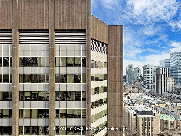 230 Simcoe St #2713 — Photo 31