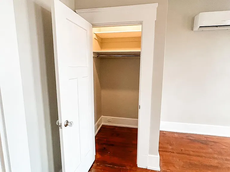 1610 Main St #3F — Photo 11