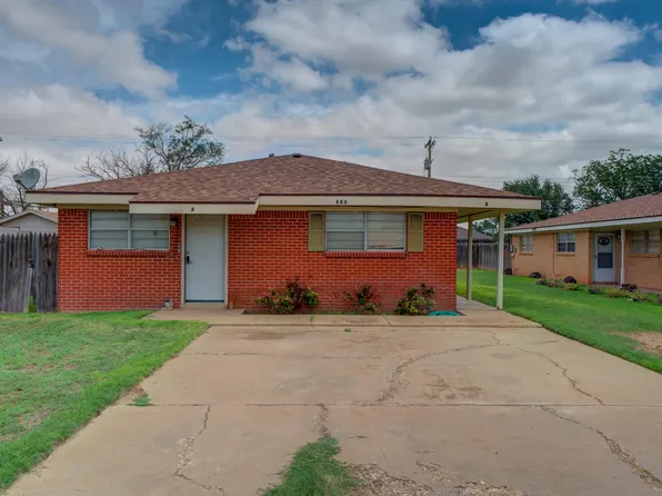 608 6th St, Wolfforth, TX 79382