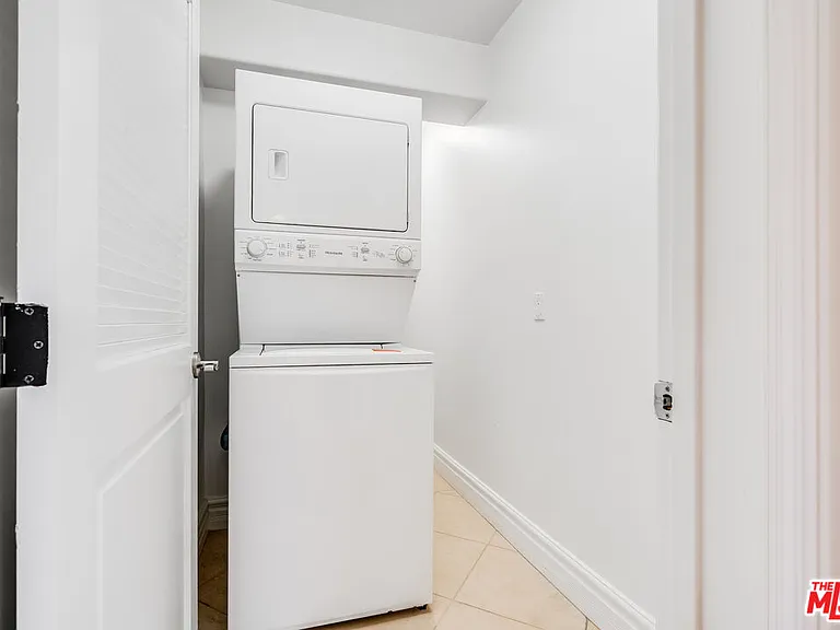 8610 Chalmers Dr #302 — Photo 13