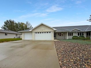 3407 13th St SW, Minot, ND 58701