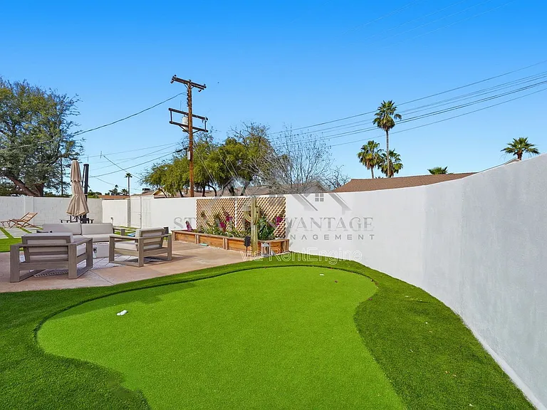 8516 E Lewis Ave — Photo 31