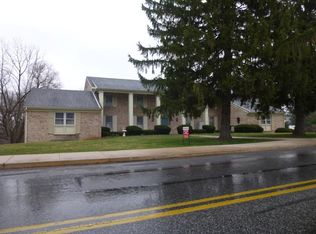 939 Main St APT D1, Akron, PA 17501