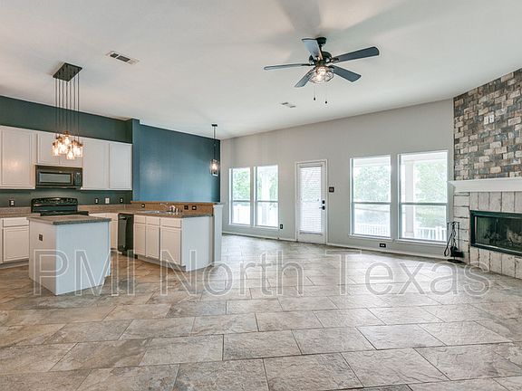 5th image of 10034 Cedar Lake Dr