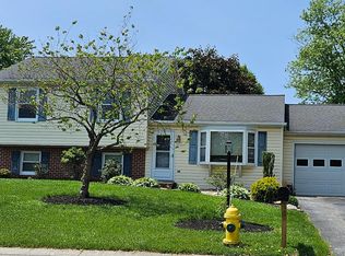 41 Little Knoll Dr, Hanover, PA