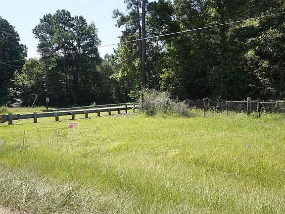 3rd image of 2200 Fm 1485 Rd