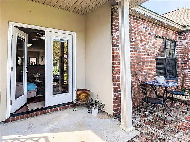 154 Gallier Ct — Photo 37