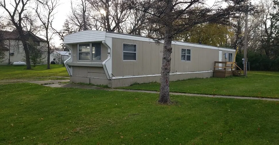 Vintage Mobile Home in Hendrum — Photo 3