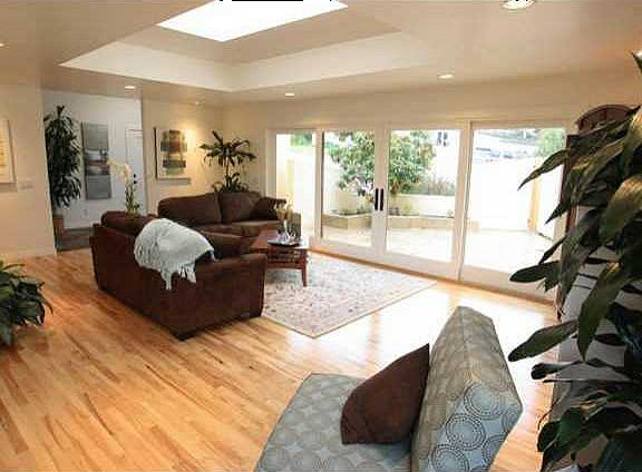 5th image of 2114 Murcia Ct
