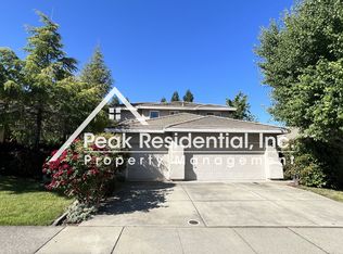 981 Cameron Dr, Folsom, CA 95630