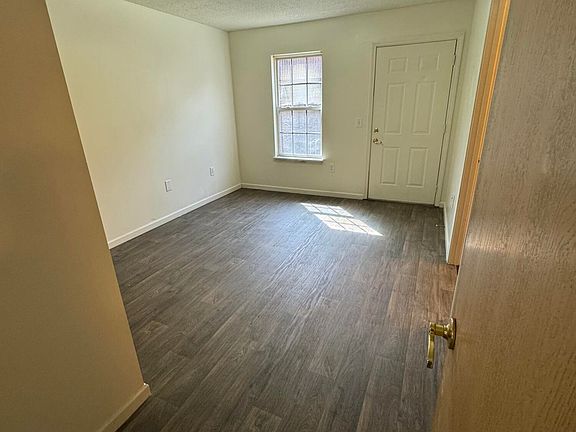 4th image of 151 Wellingham Ave #50