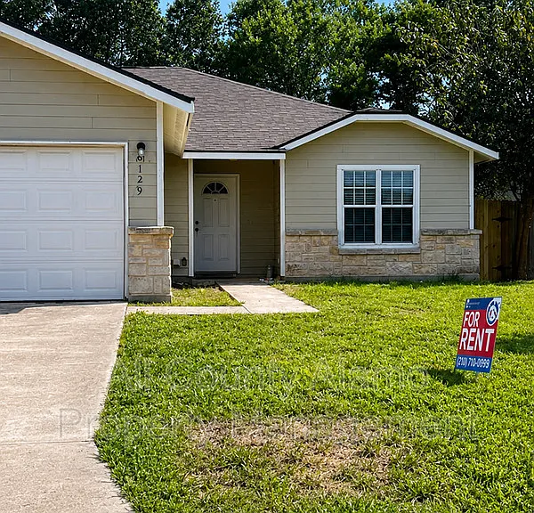 8129 Morning Grv — Photo 1