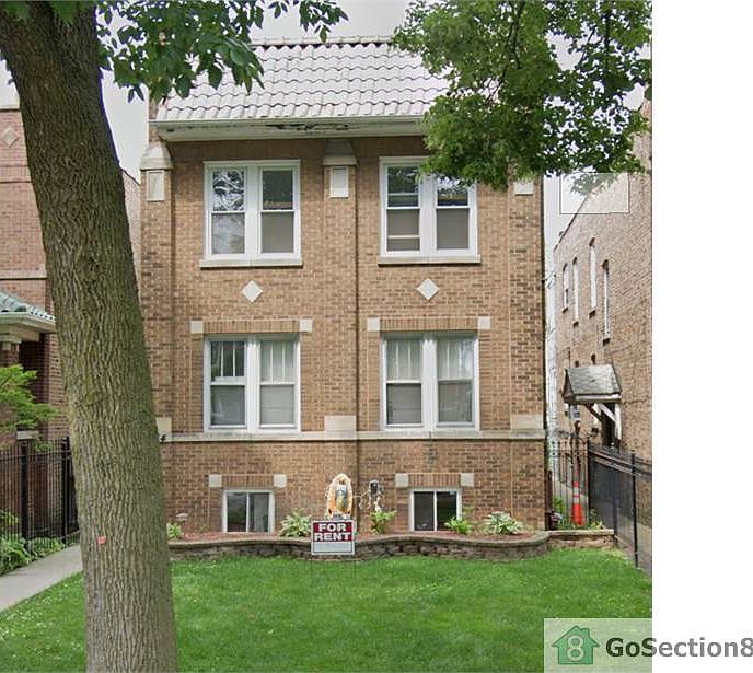 1st image of 3734 N Sawyer Ave APT 2