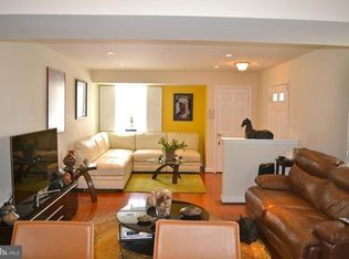 4115 S 4 Mile Run Dr UNIT D, Arlington, VA 22204