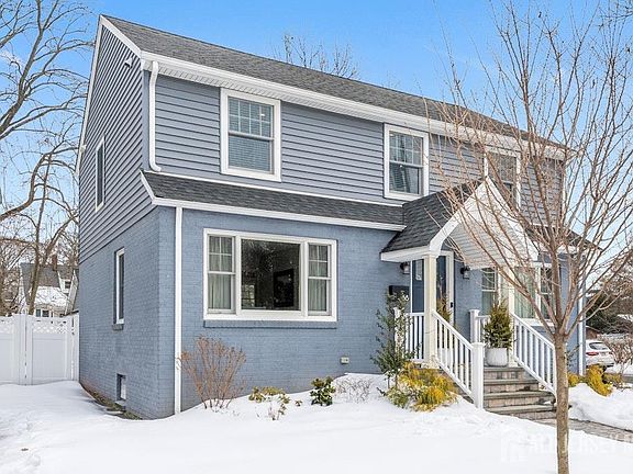 2nd image of 58 Kempson Pl