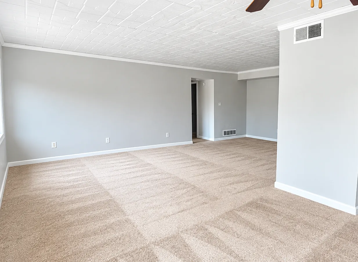 Eden Roc Apartments — Photo 2