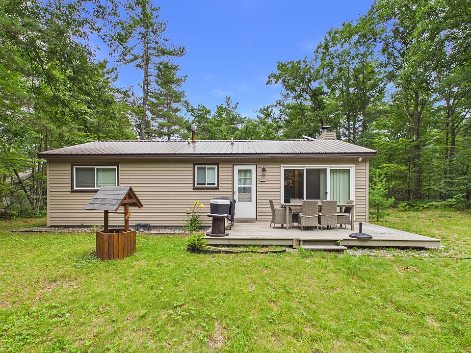 1st image of 4670 Oakwood Dr