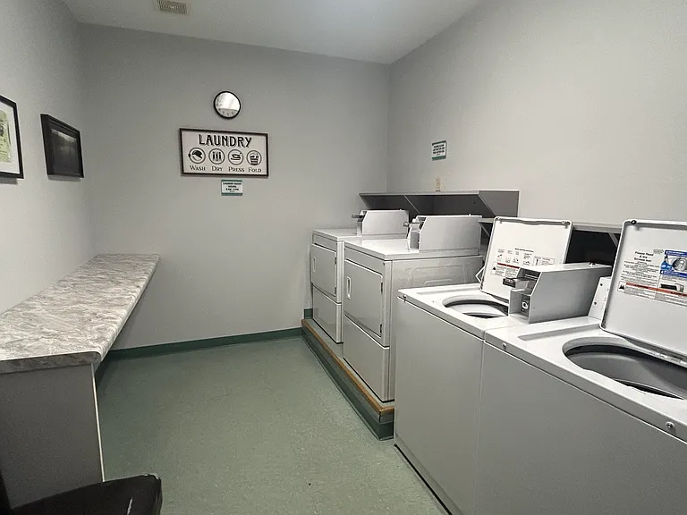Hillcrest Senior Apartments — Photo 9