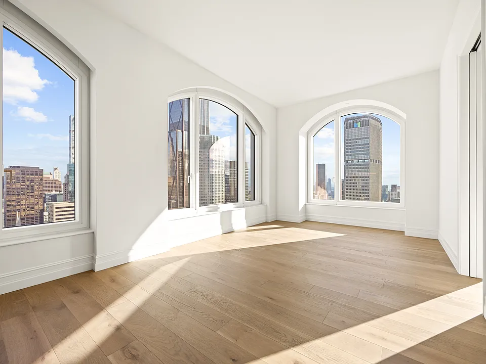 520 5th Ave #50B