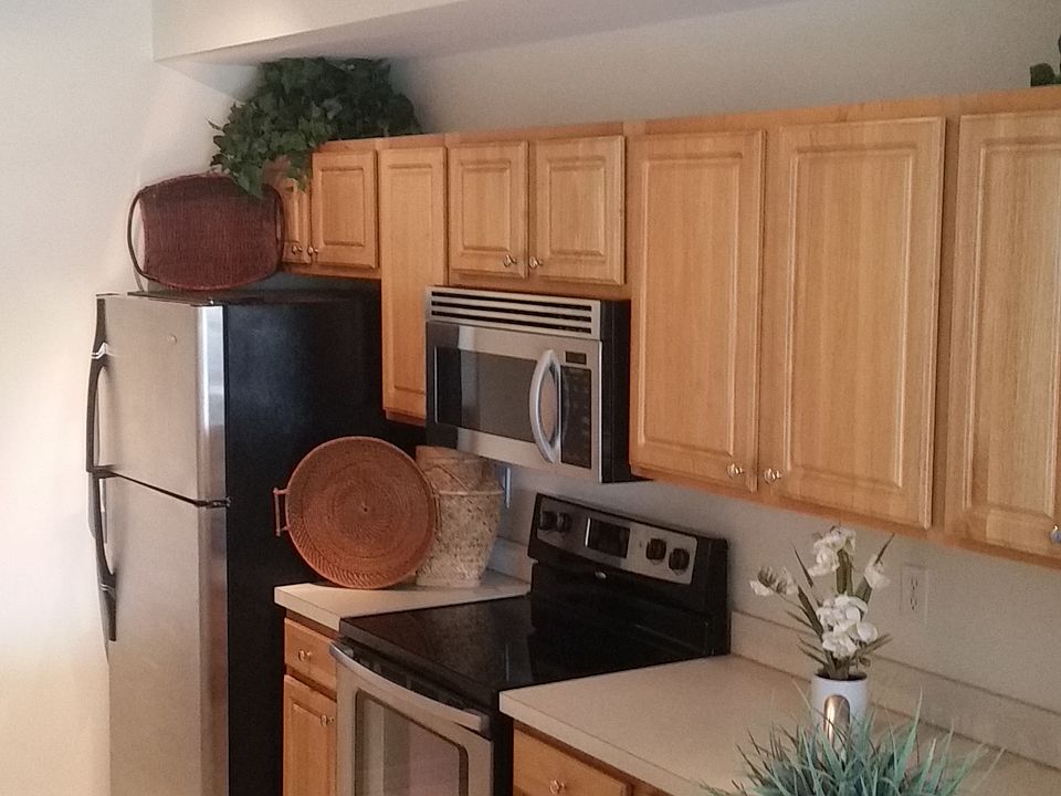 2nd image of 5001 Baraldi Cir Unit 208