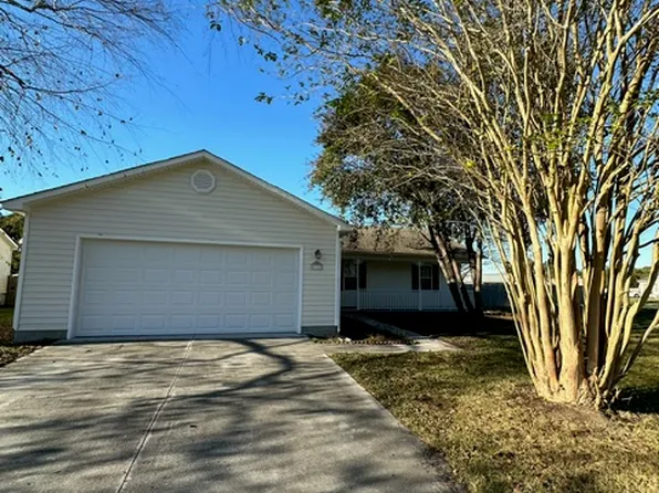 332 Steller Rd, Jacksonville, NC 28540