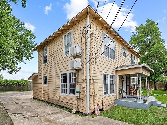 2nd image of 4233 Dupont St