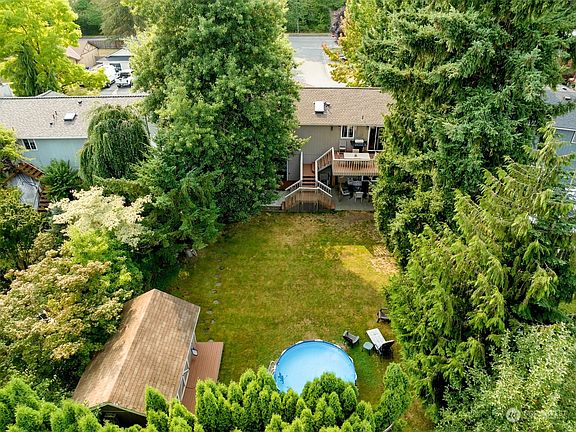 5th image of 10531 52nd Avenue NE