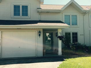 W1058 Lewis Ln APT 2, Ixonia, WI 53036